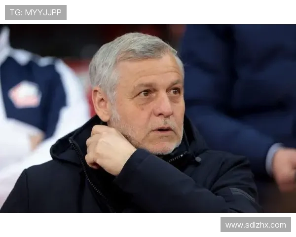 法甲里昂历史上最成功的教练介绍与成绩