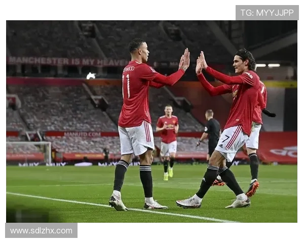 瓦伦西亚主场球迷齐声辱骂姆巴佩并试图攻击皇马球迷引发关注